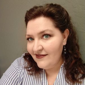 Meet your Posher, Jacqueline